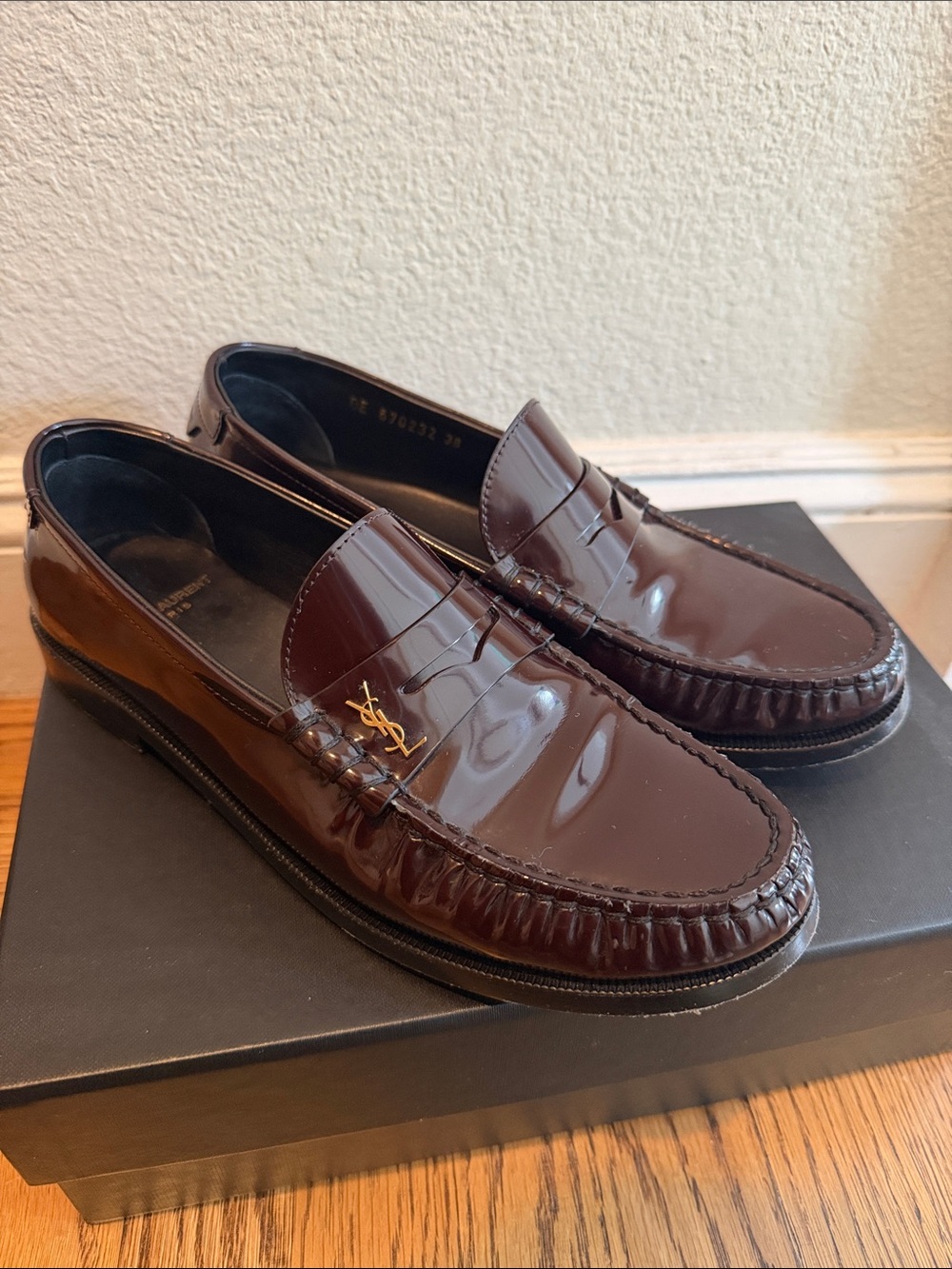 Saint Laurent Le Loafer 15 Cordovan Red